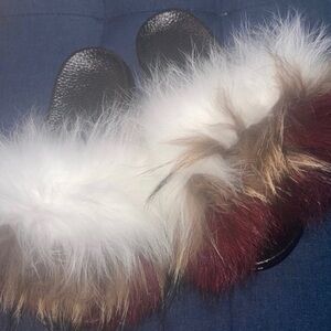 Boutique | Burgundy Faux Fur Slides